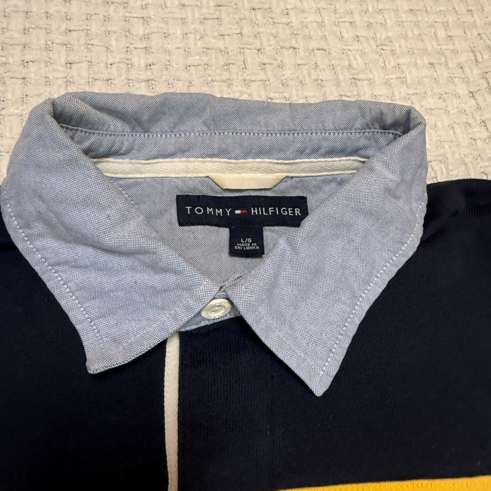 Tommy Hilfiger yellow and navy striped Y2K polo shirt, men’s large. - Picture 4 of 4